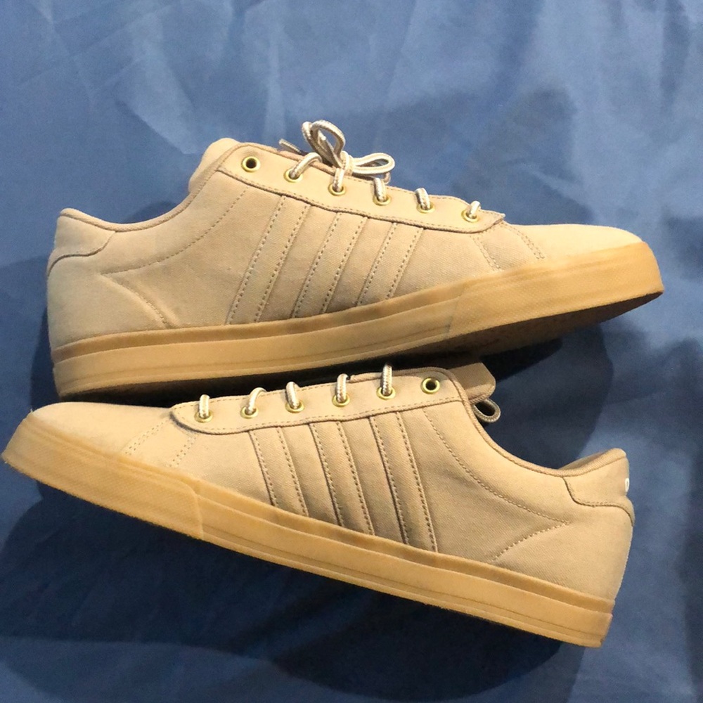 Adidas NEO Daily Khaki size 12